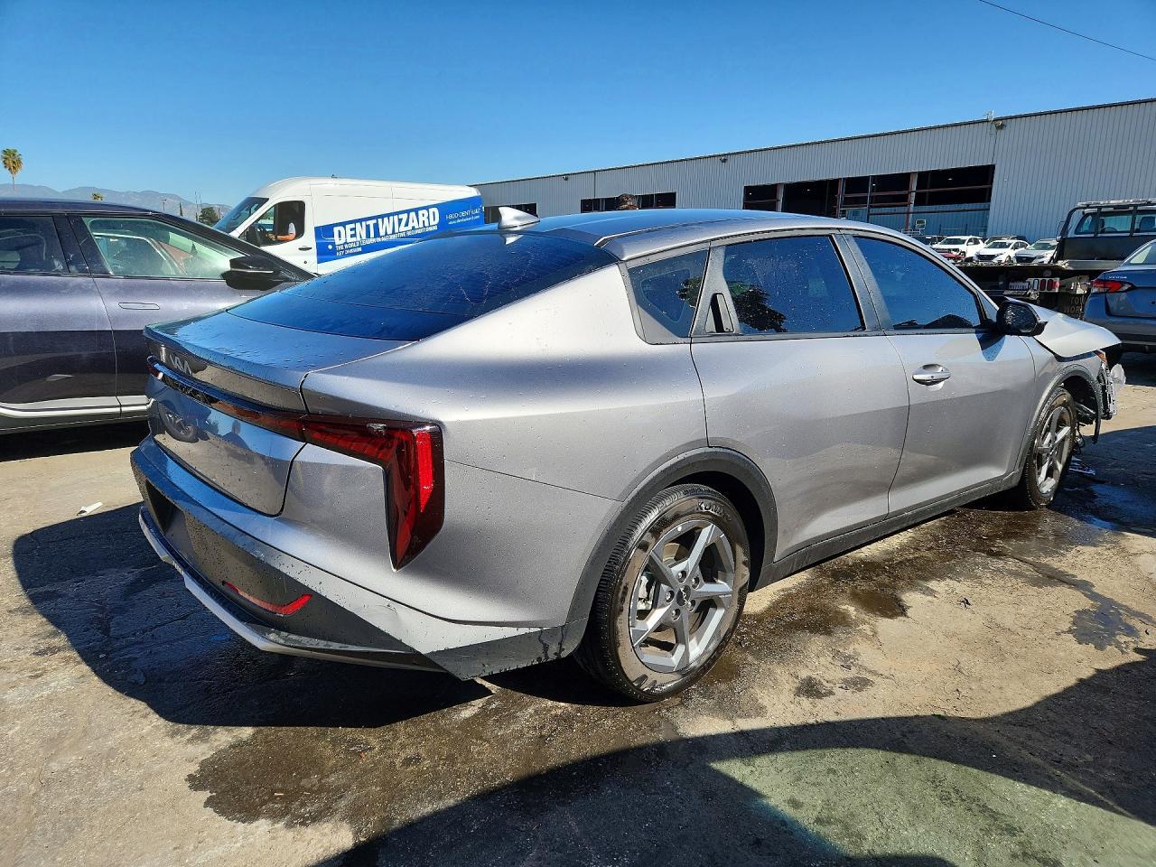 2025 KIA K4