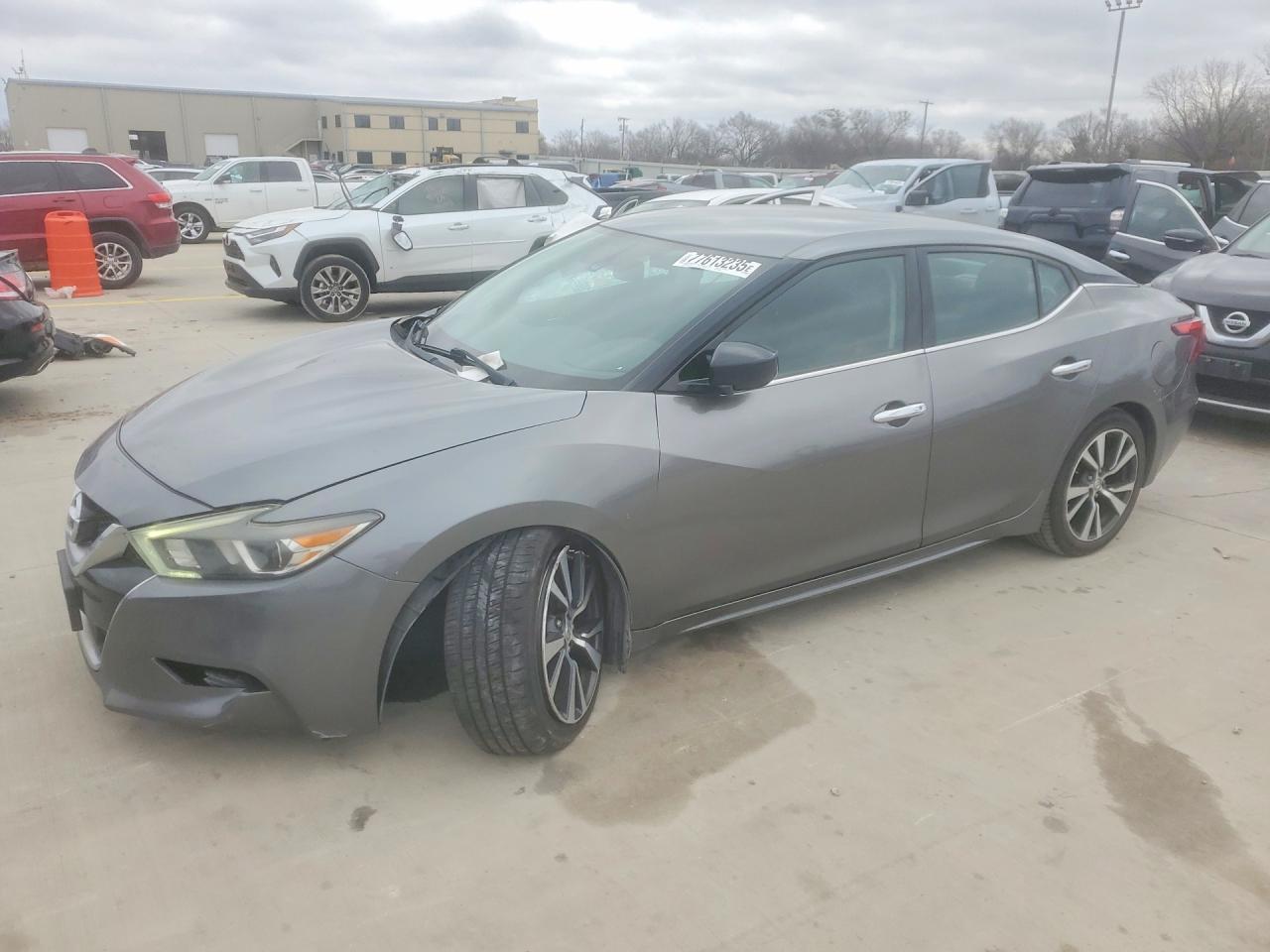 2016 NISSAN Maxima