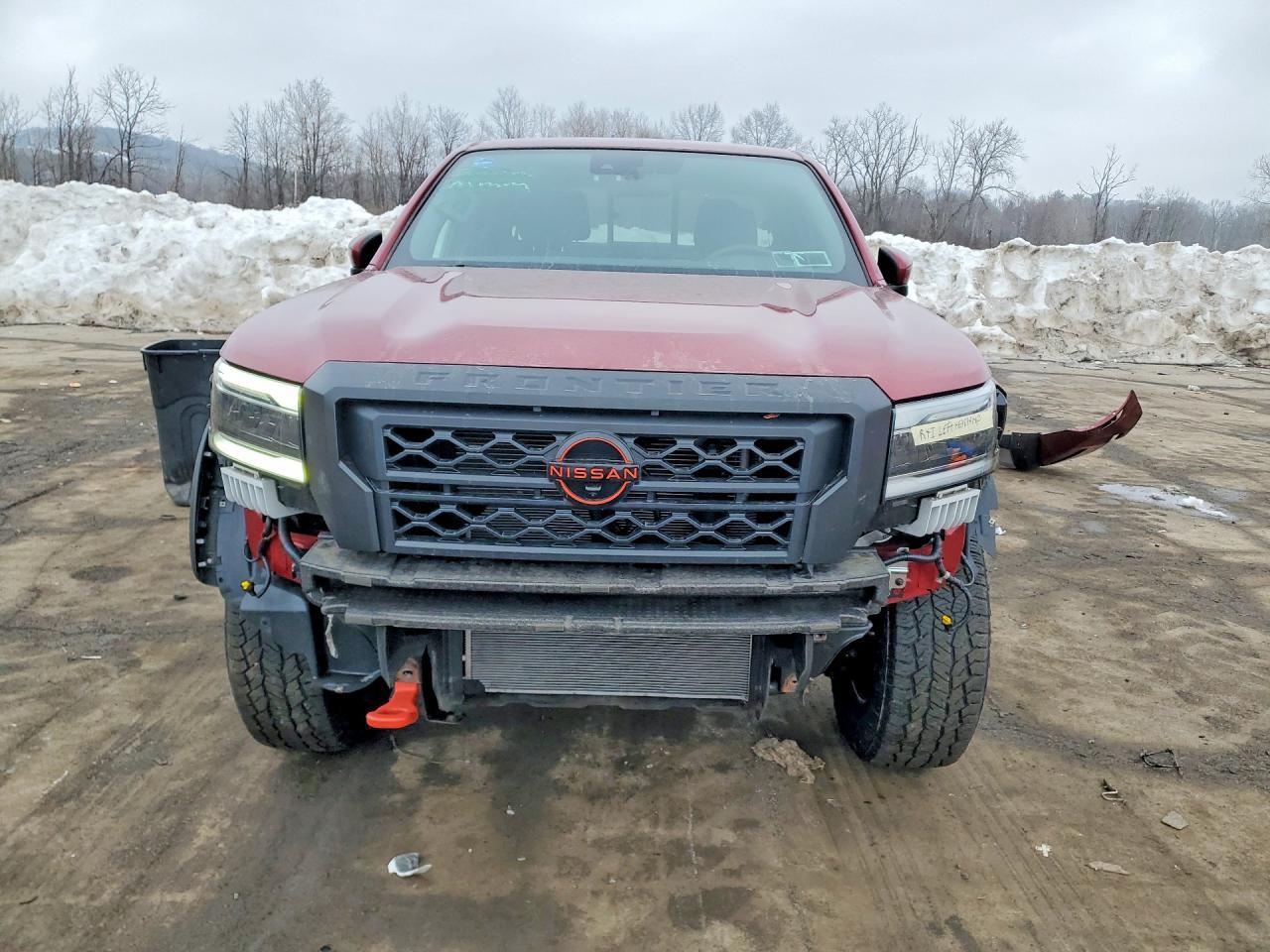 2022 NISSAN Frontier