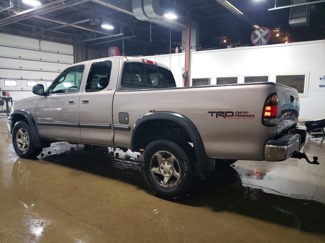 2002 TOYOTA TUNDRA