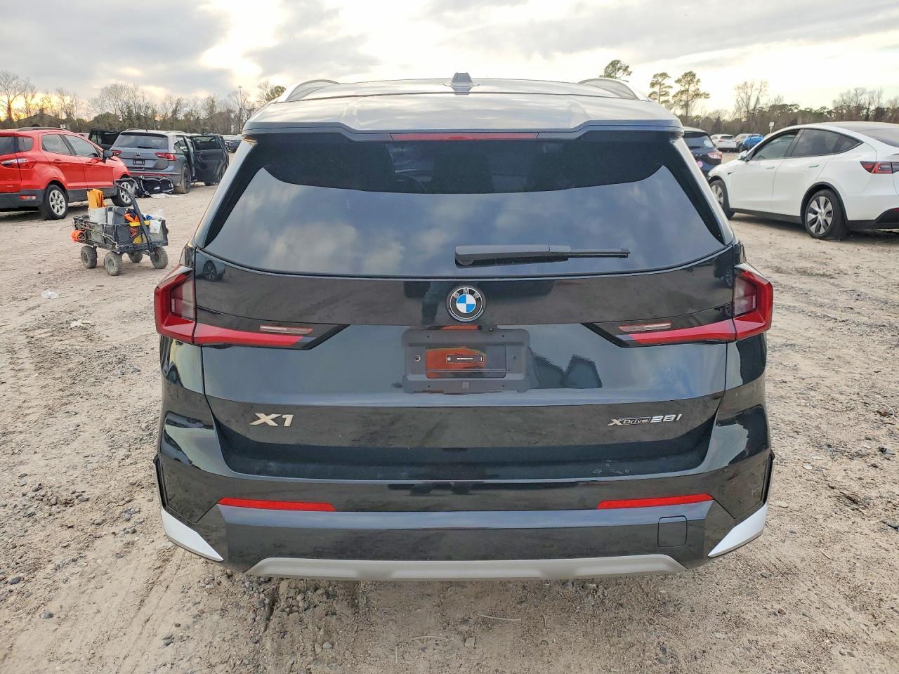 2025 BMW X1