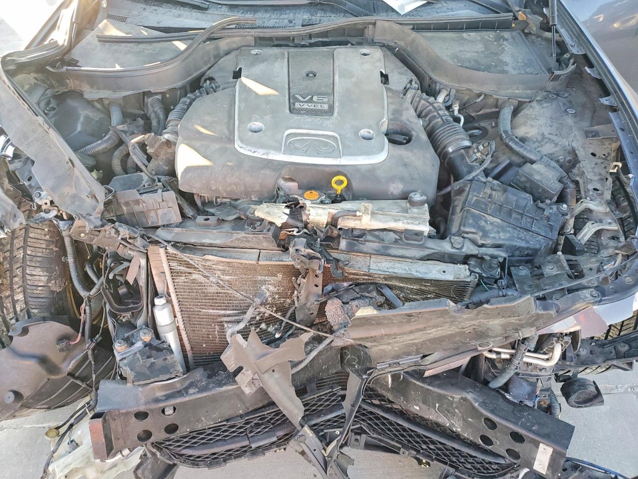 2011 INFINITI G37