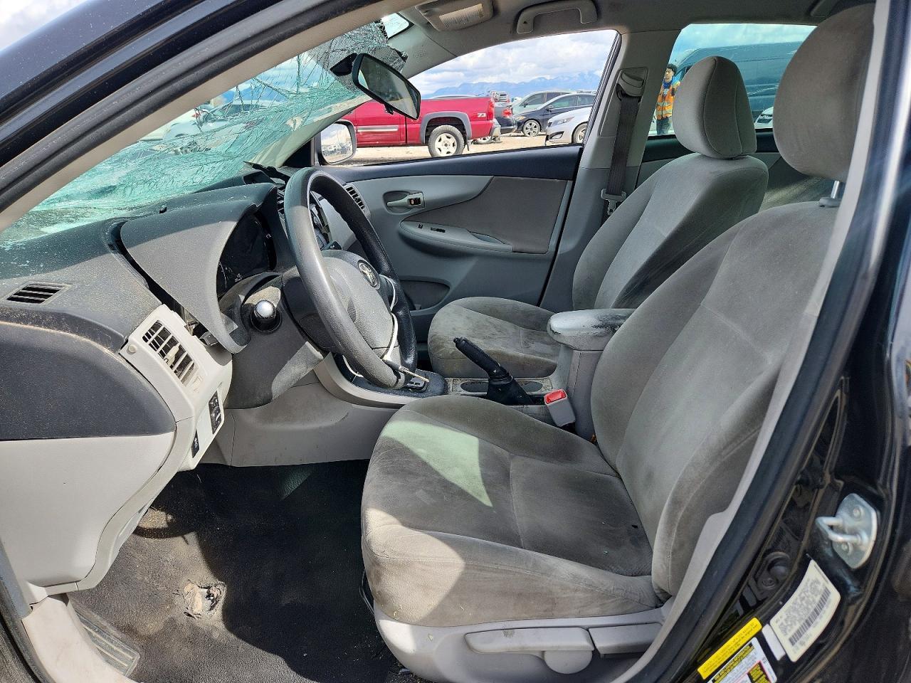 2013 TOYOTA COROLLA