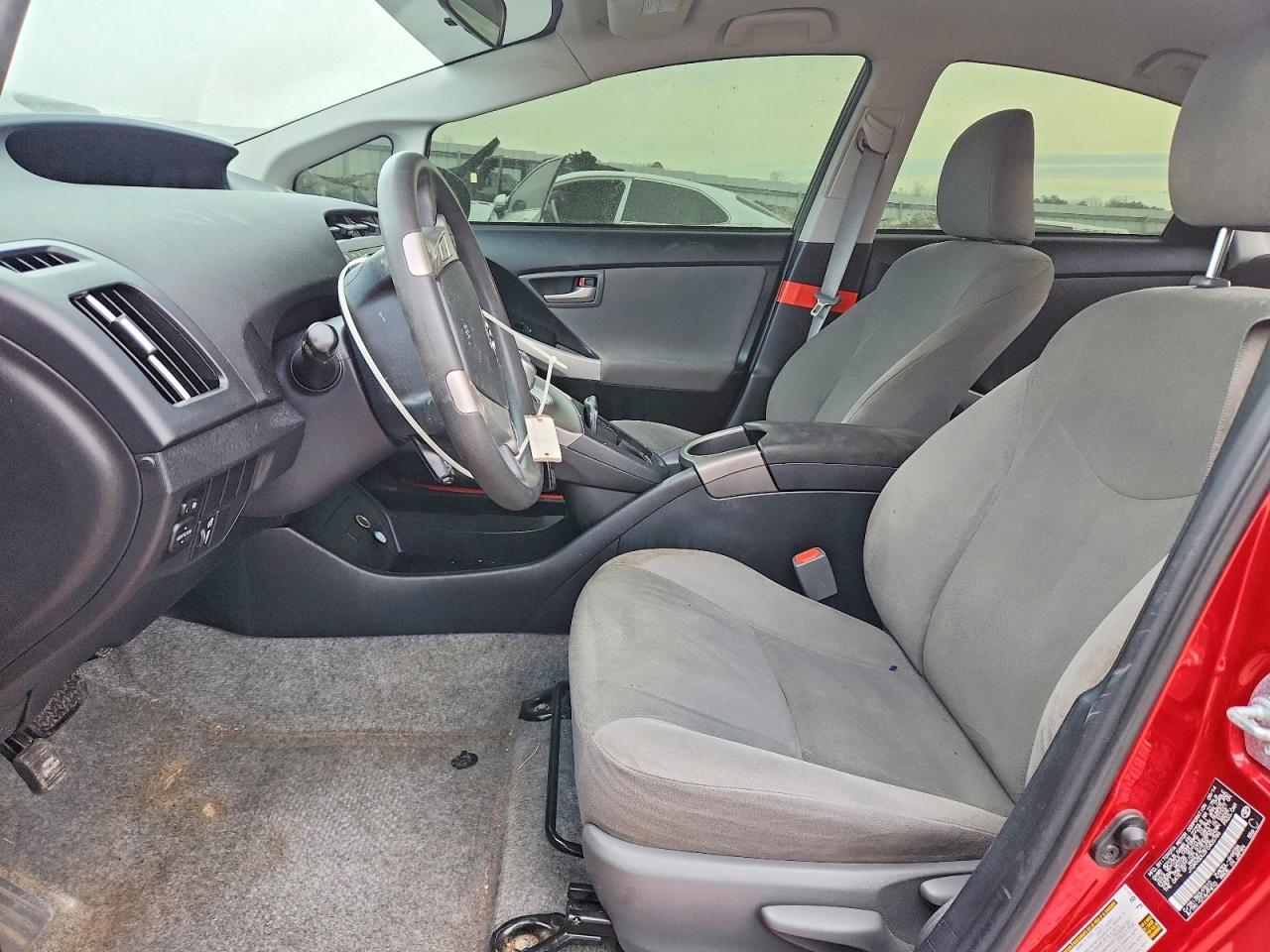 2015 TOYOTA PRIUS