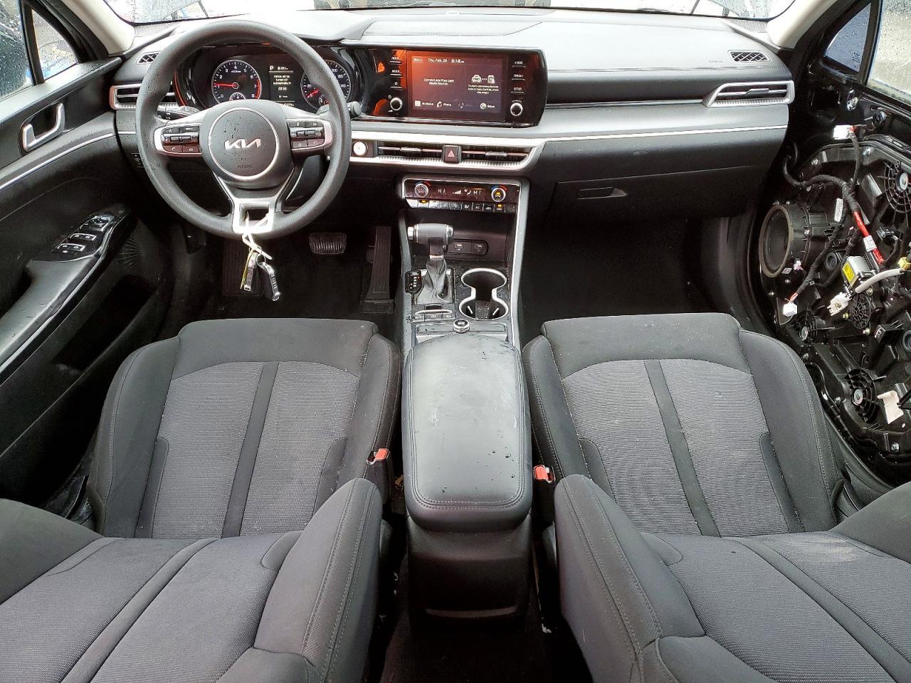 2022 KIA K5