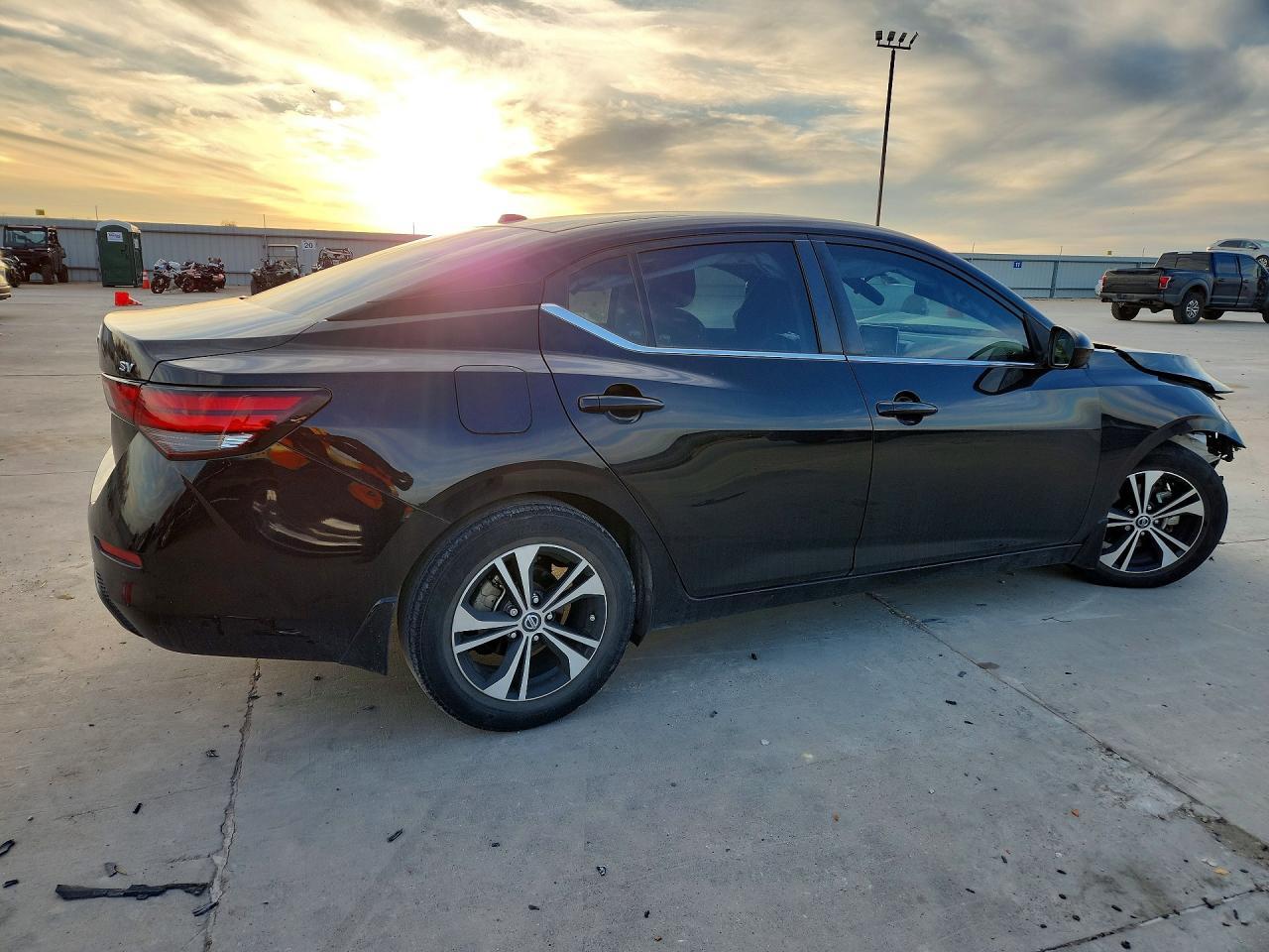 2022 NISSAN SENTRA