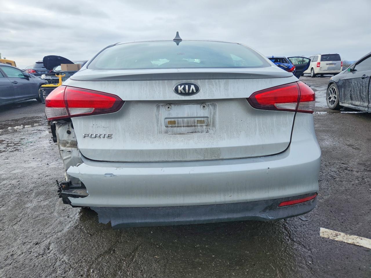 2017 KIA FORTE