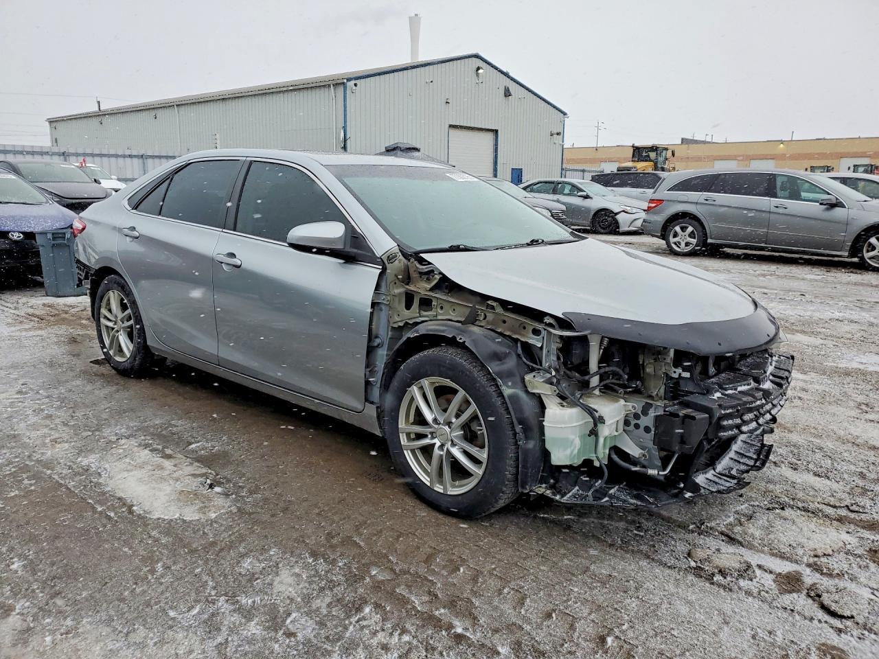 2016 TOYOTA CAMRY