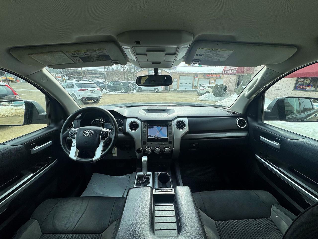2017 TOYOTA TUNDRA