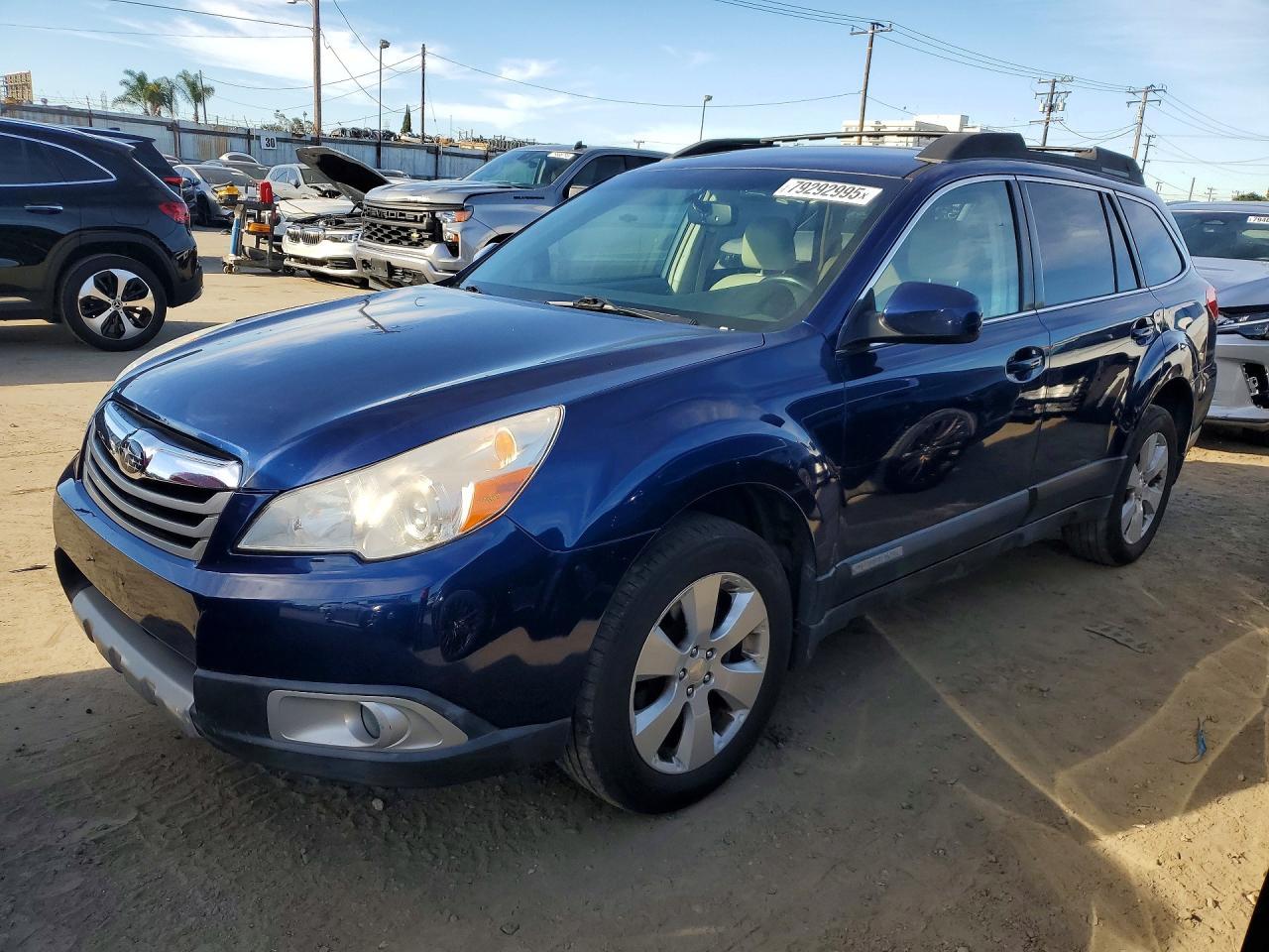 2010 SUBARU Outback