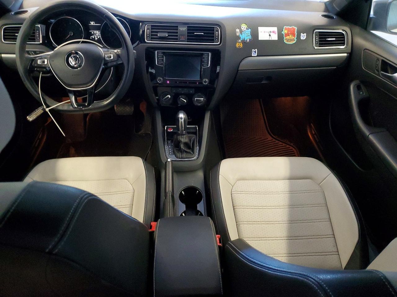 2016 VOLKSWAGEN JETTA