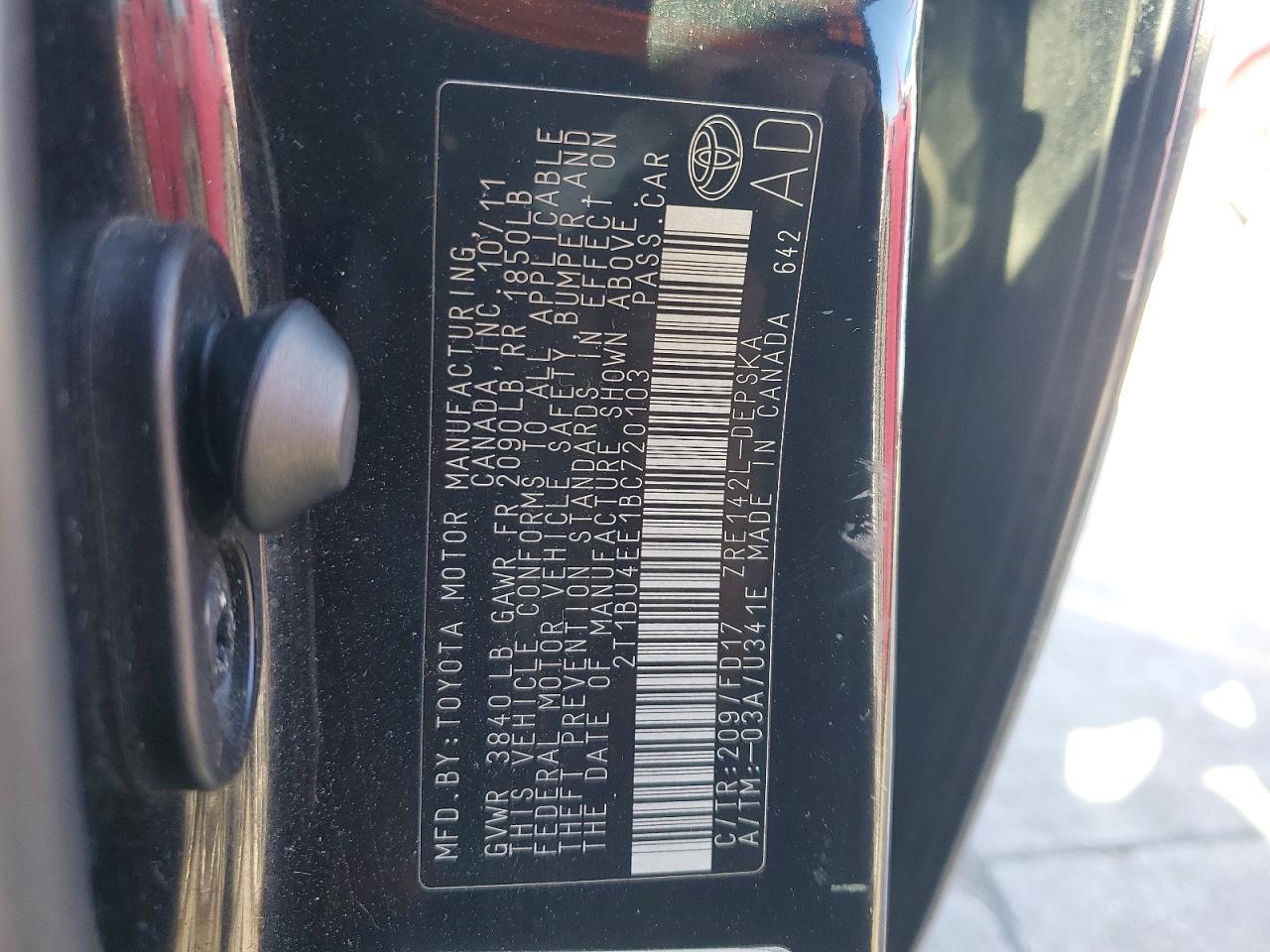 2011 TOYOTA COROLLA