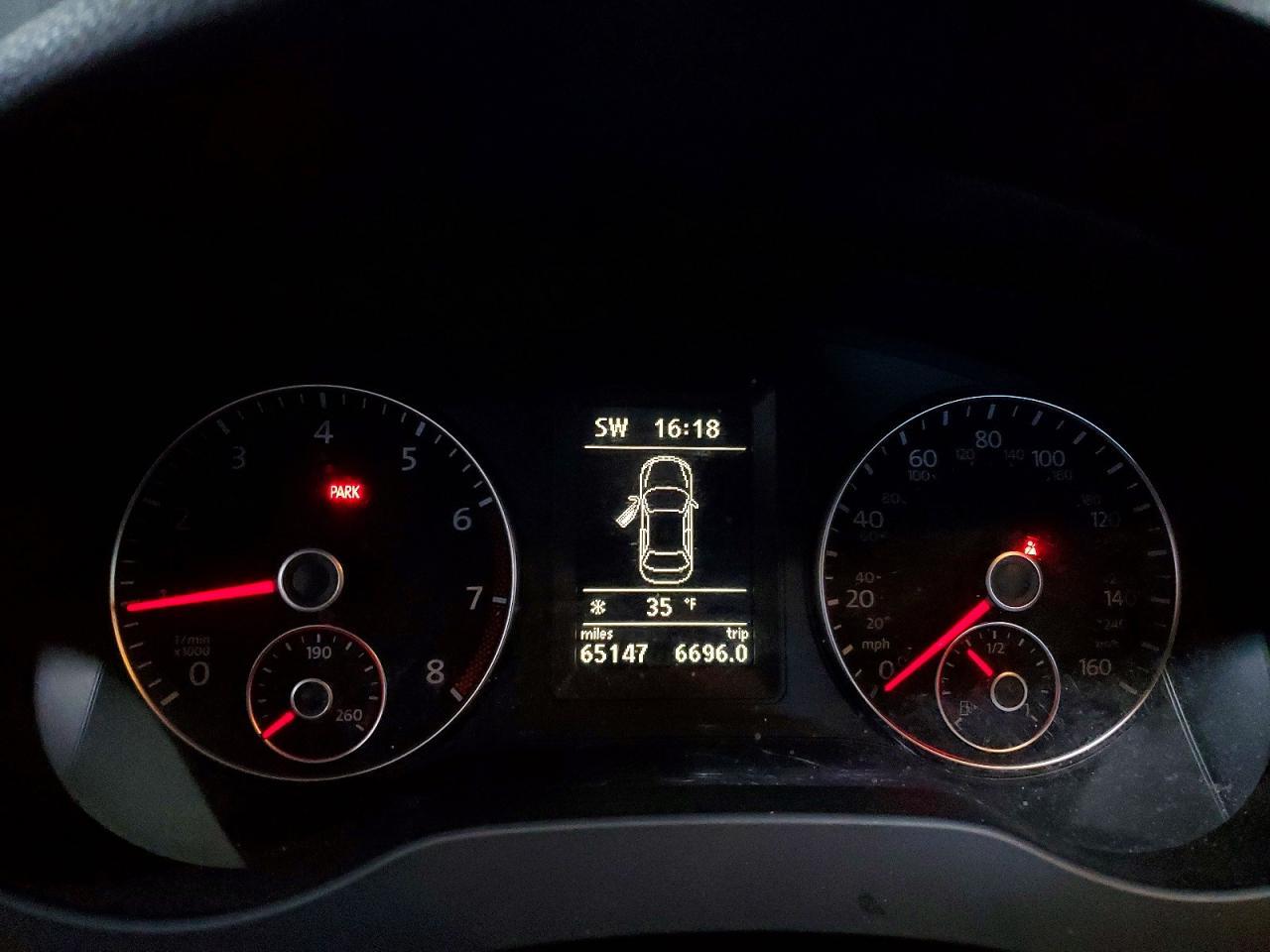 2012 VOLKSWAGEN JETTA