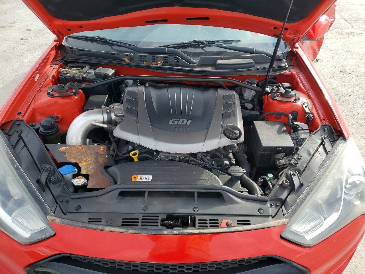 2013 HYUNDAI GENESIS