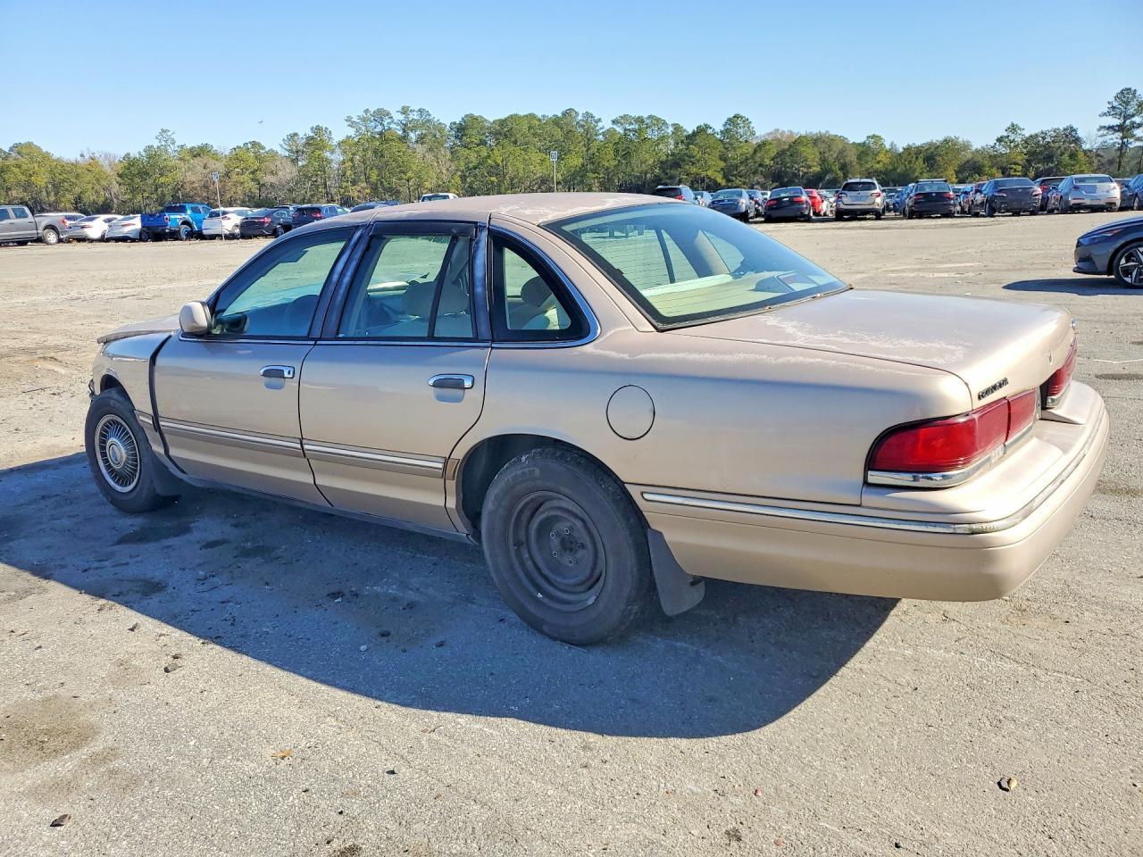 1997 FORD Crown Victoria