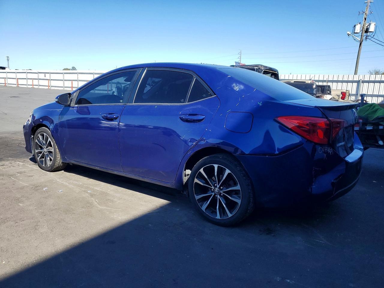 2017 TOYOTA COROLLA