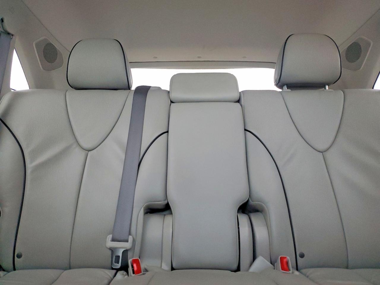 2010 TOYOTA VENZA
