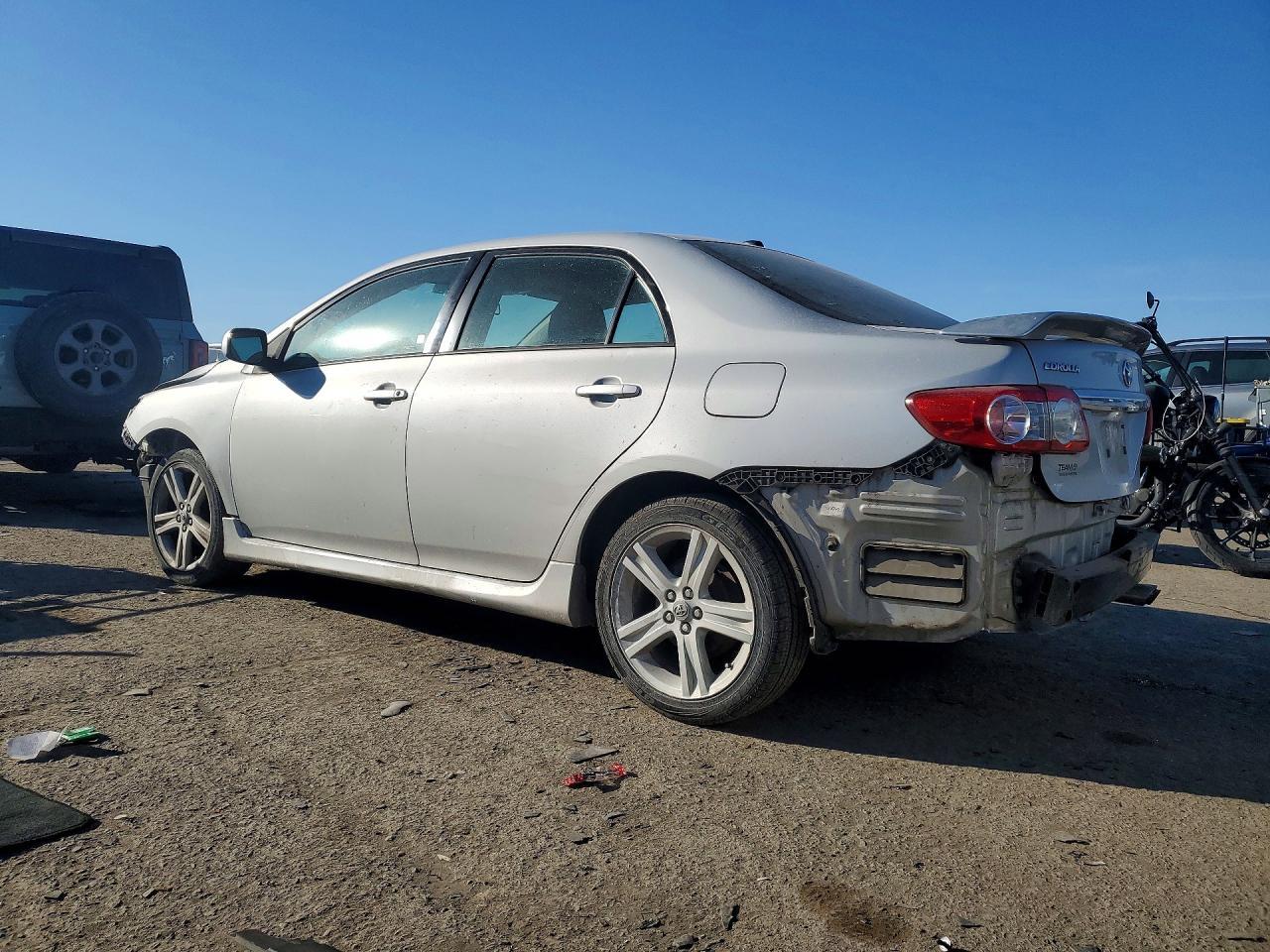 2013 TOYOTA COROLLA