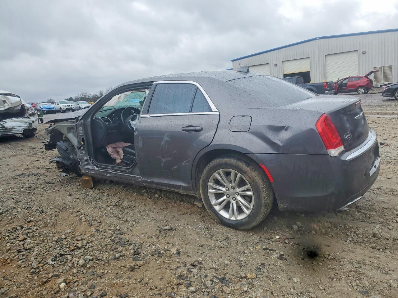 2017 CHRYSLER 300