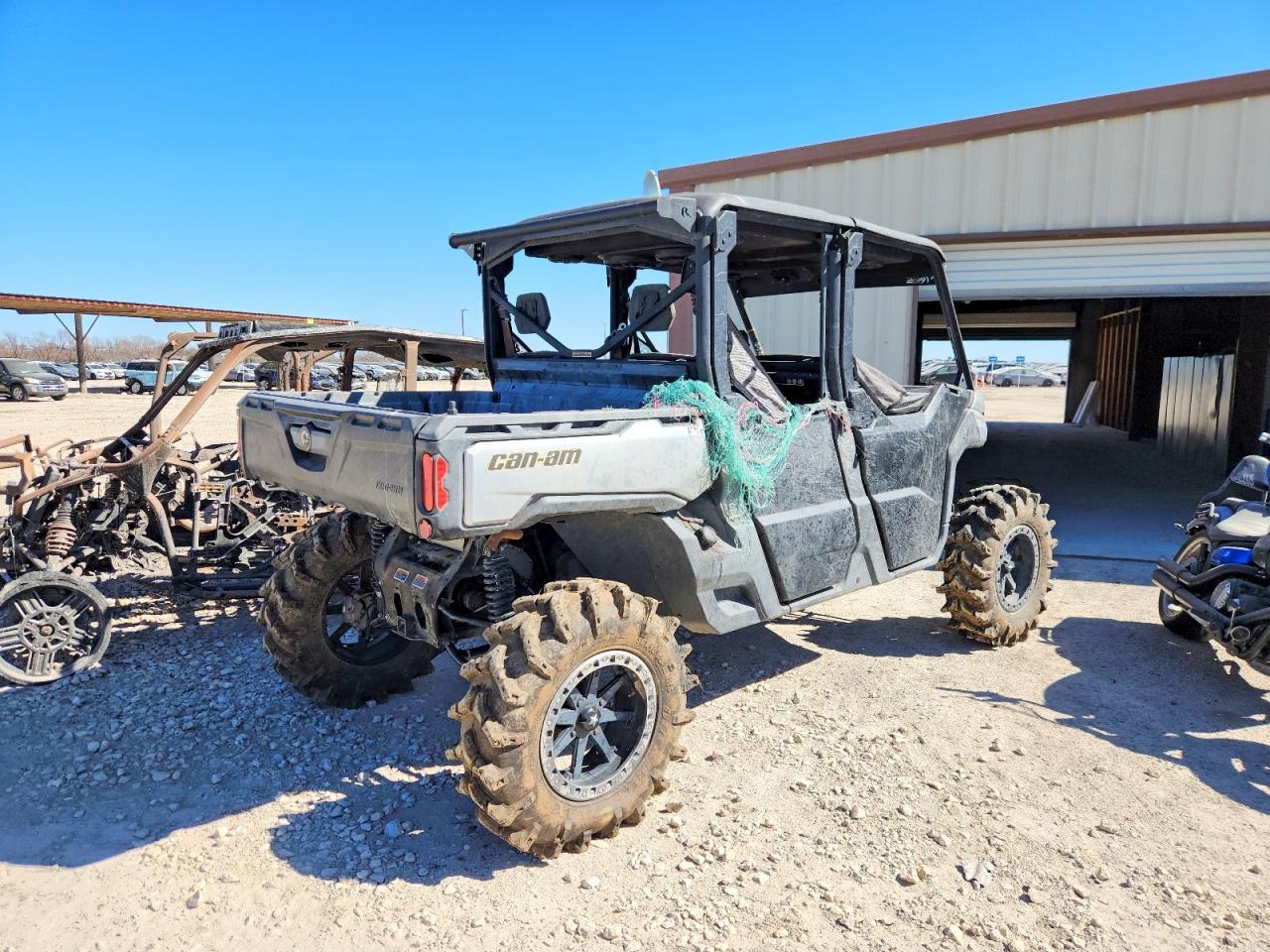 2019 CAN-AM Defender