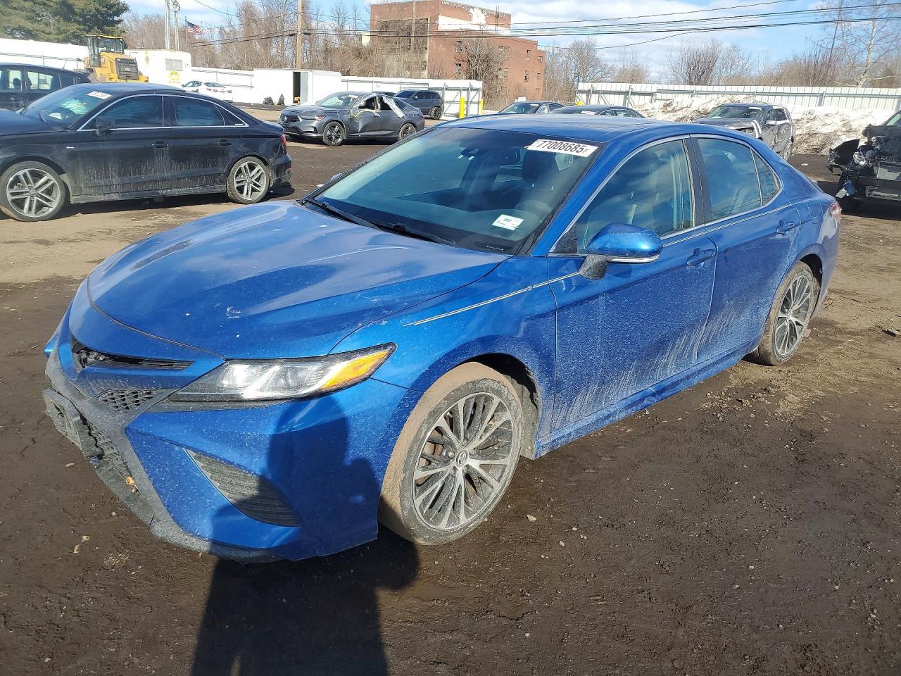 2018 TOYOTA CAMRY