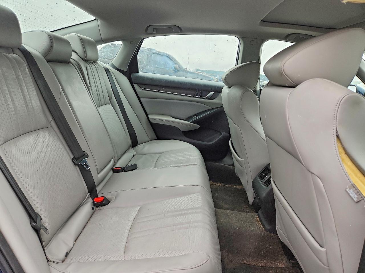 2018 HONDA ACCORD