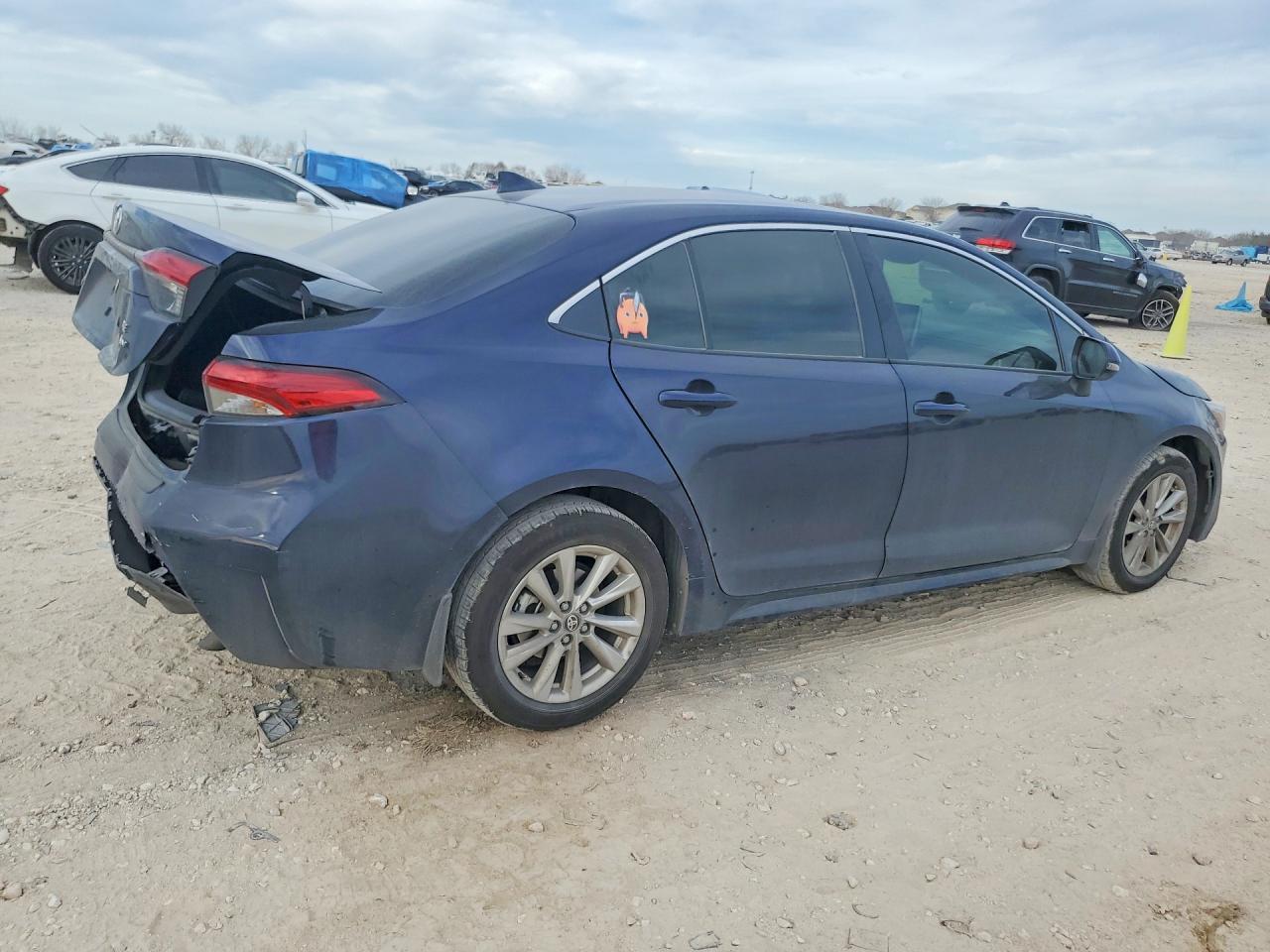 2025 TOYOTA COROLLA