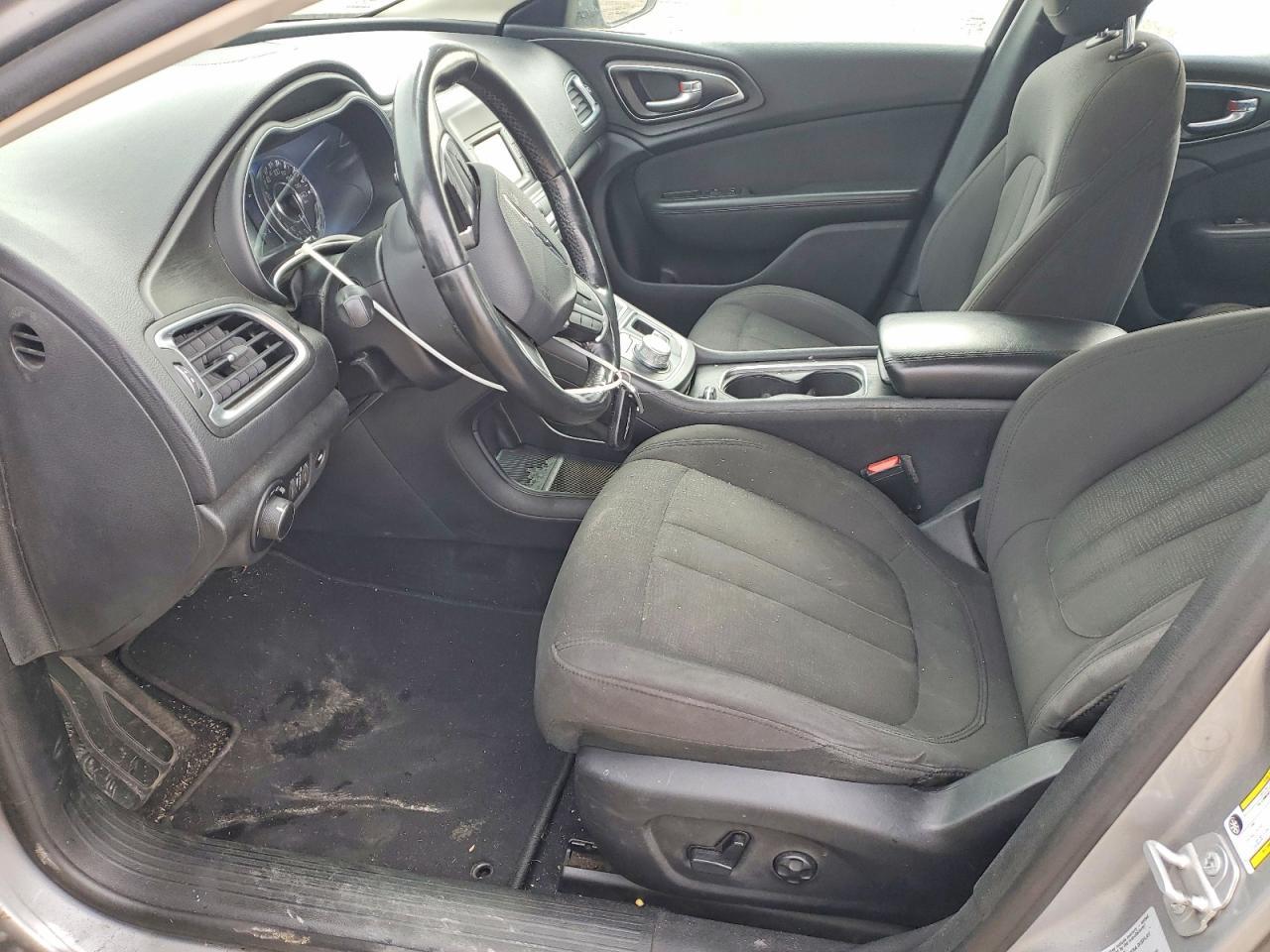 2015 CHRYSLER 200
