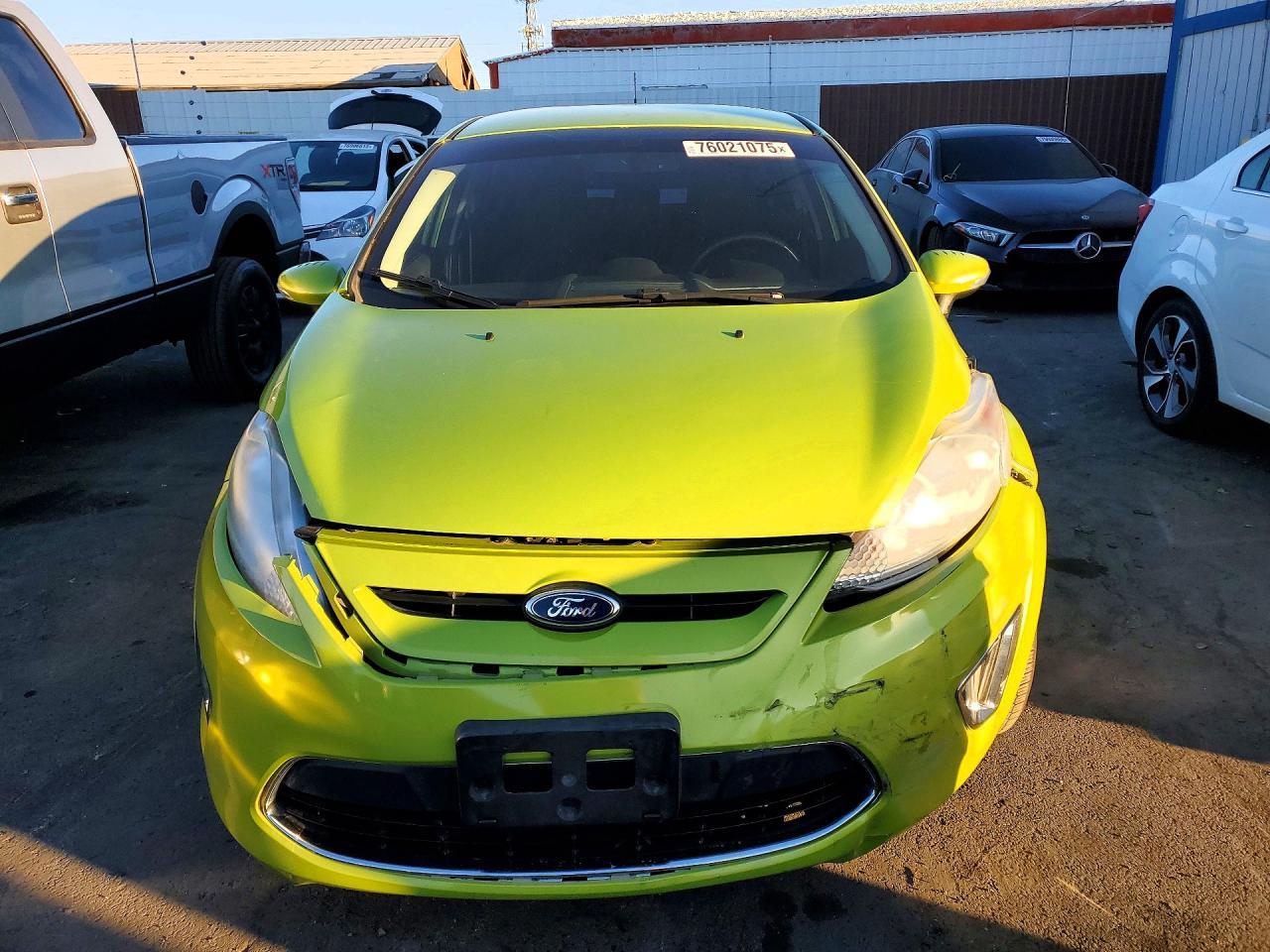 2011 FORD Fiesta