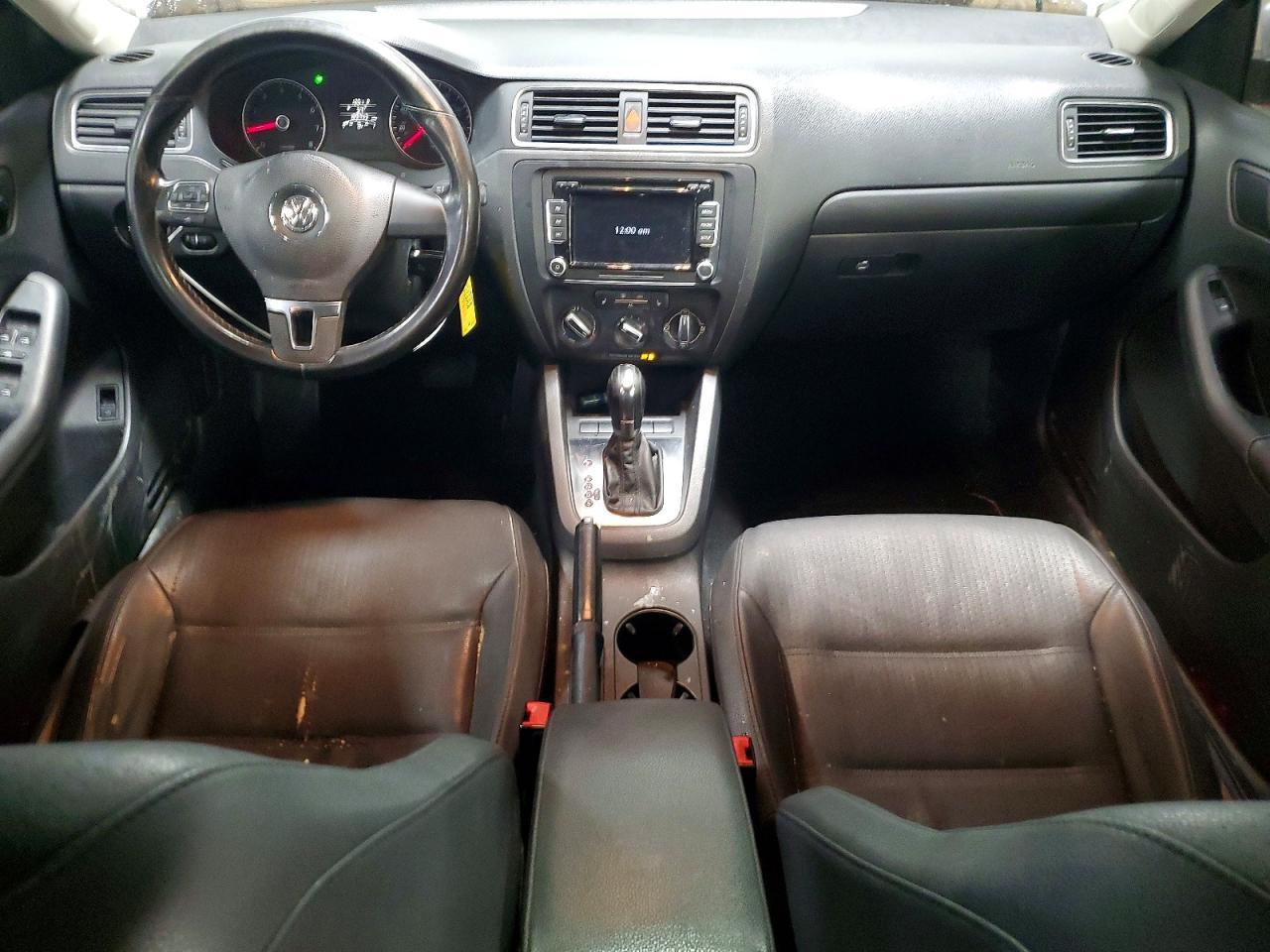 2012 VOLKSWAGEN JETTA
