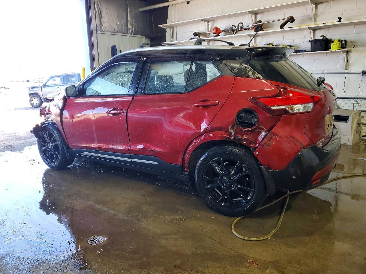 2019 NISSAN KICKS