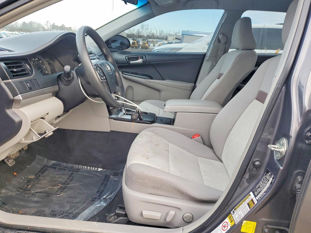 2014 TOYOTA CAMRY