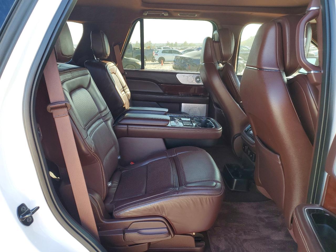 2018 LINCOLN Navigator