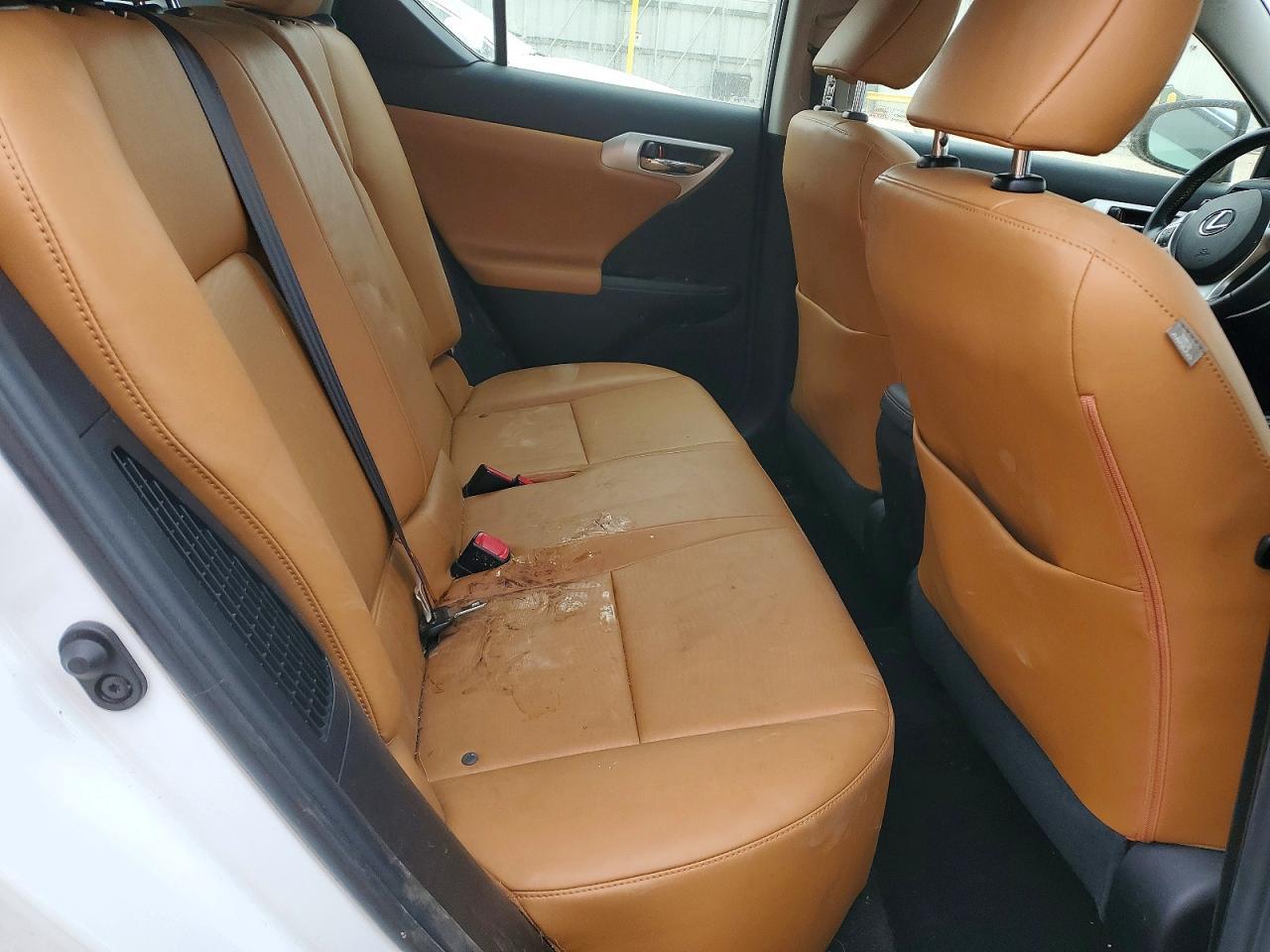 2011 LEXUS CT 200