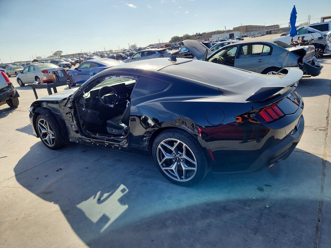 2024 FORD MUSTANG