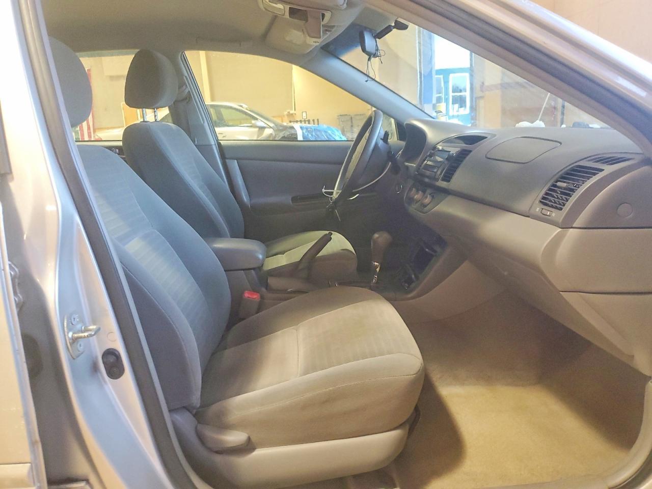 2005 TOYOTA CAMRY