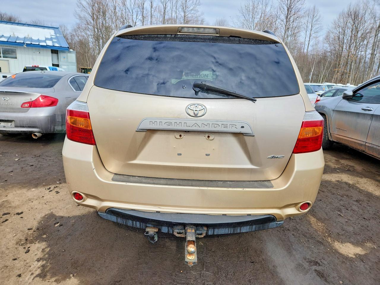 2010 TOYOTA HIGHLANDER