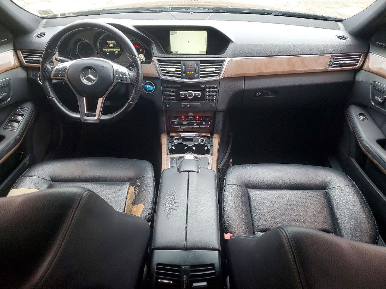 2013 MERCEDES-BENZ E-Class