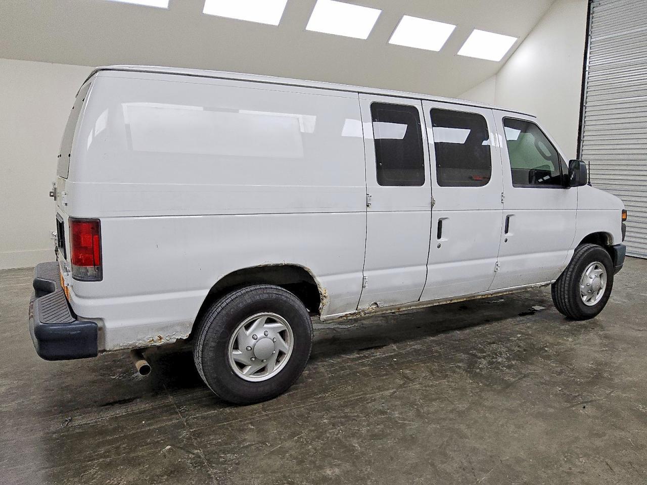 2013 FORD ECONOLINE