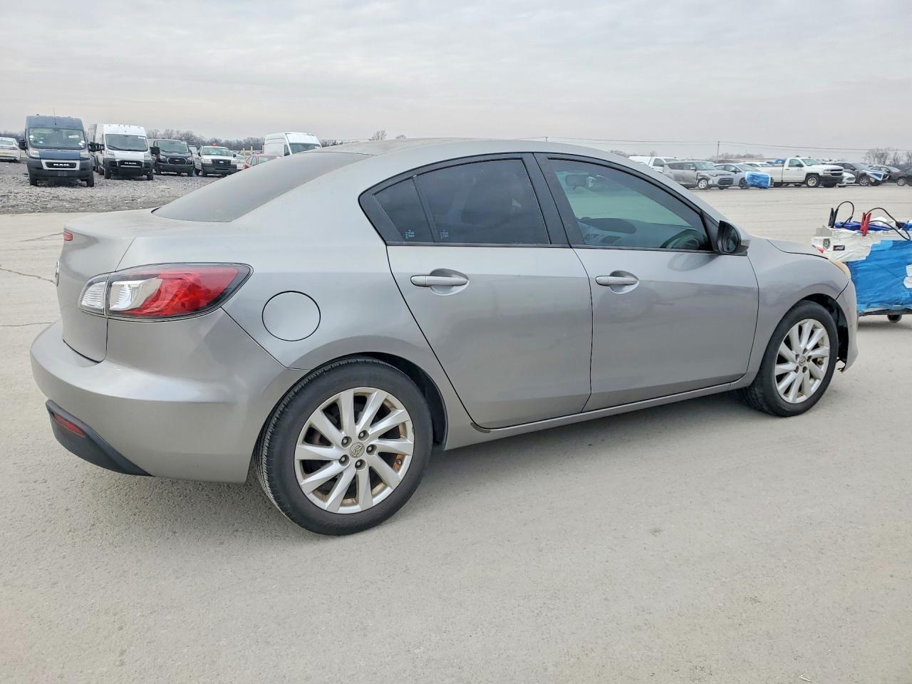 2010 MAZDA 3