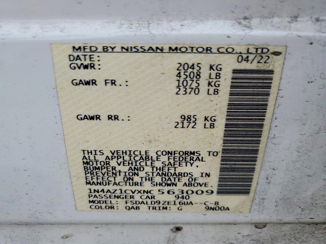 2022 NISSAN LEAF
