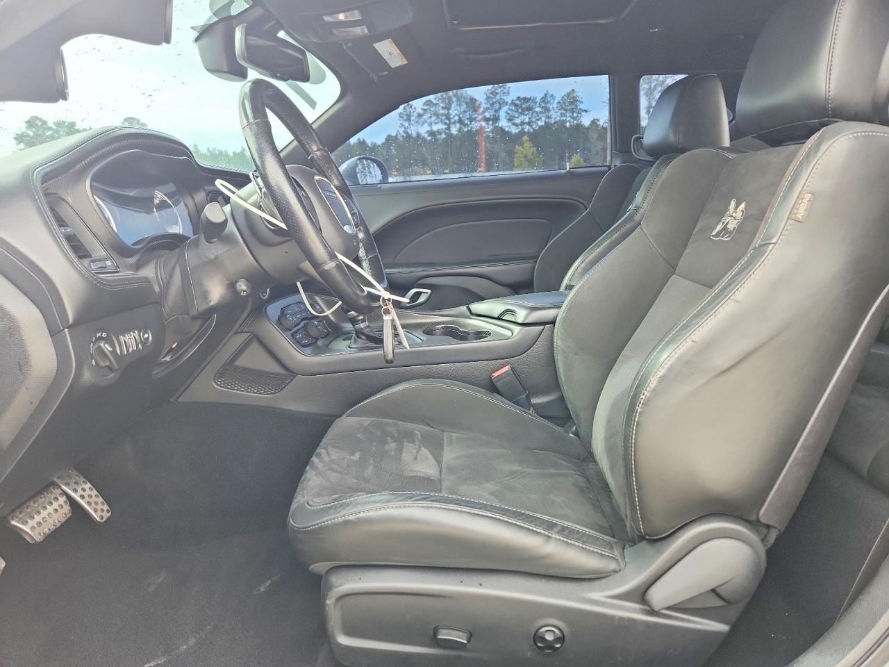2021 DODGE Challenger
