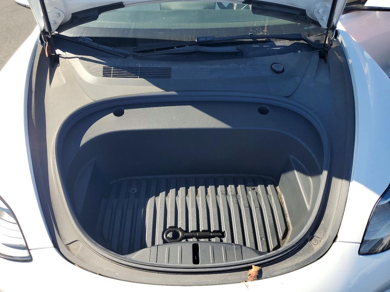 2022 Tesl Model 3