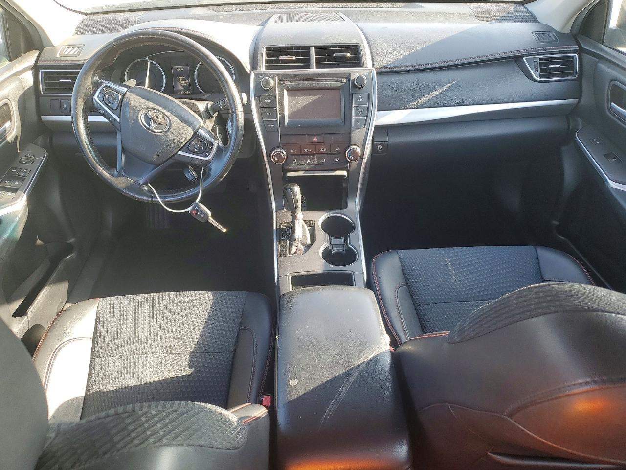 2015 TOYOTA CAMRY
