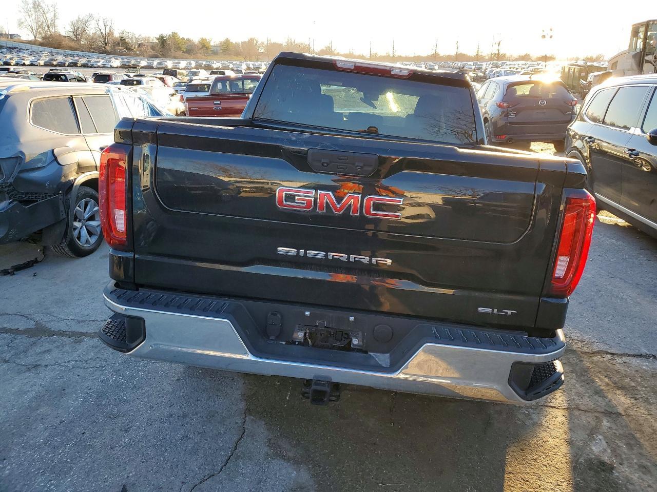 2025 GMC Sierra