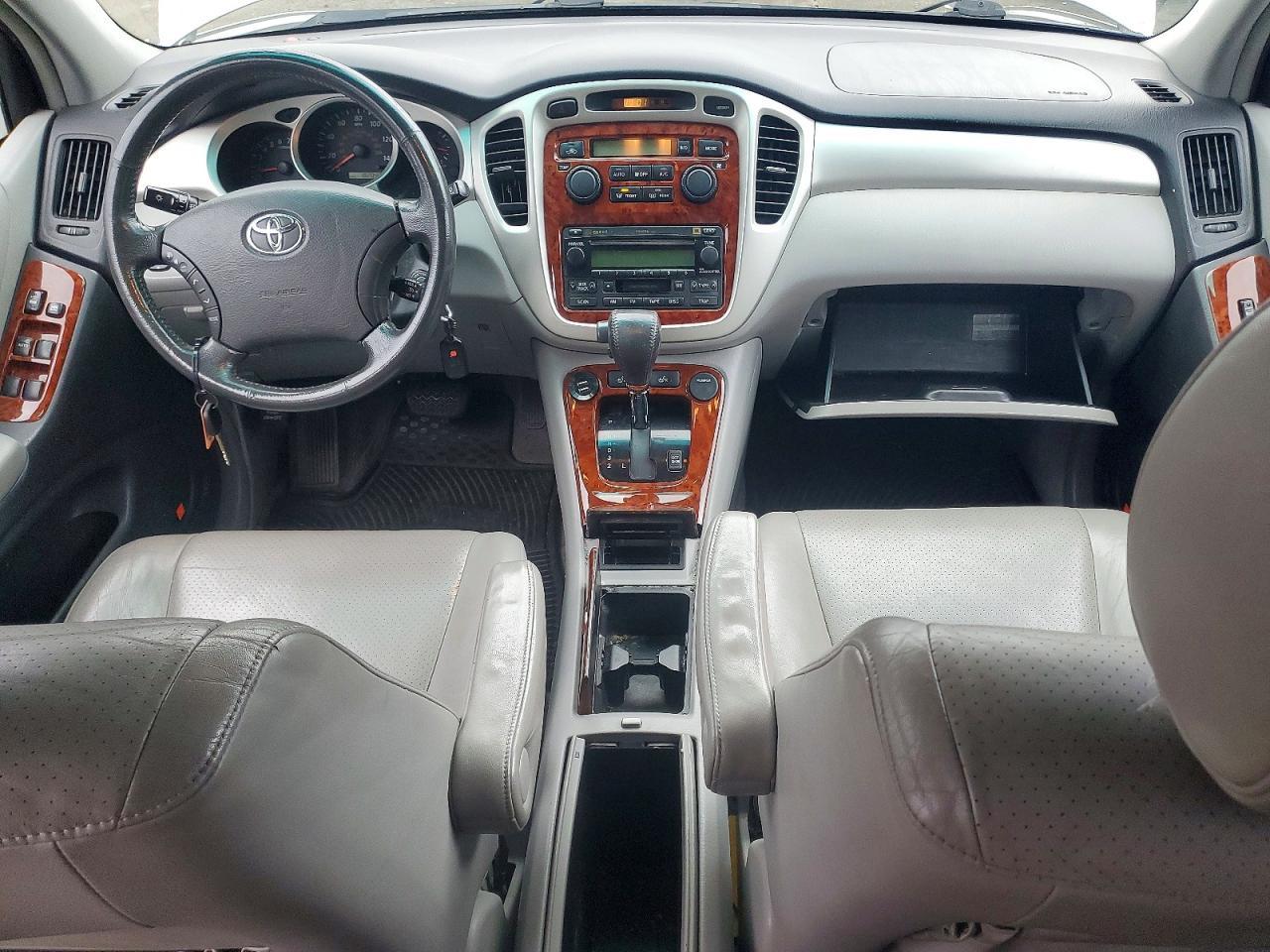 2006 TOYOTA HIGHLANDER