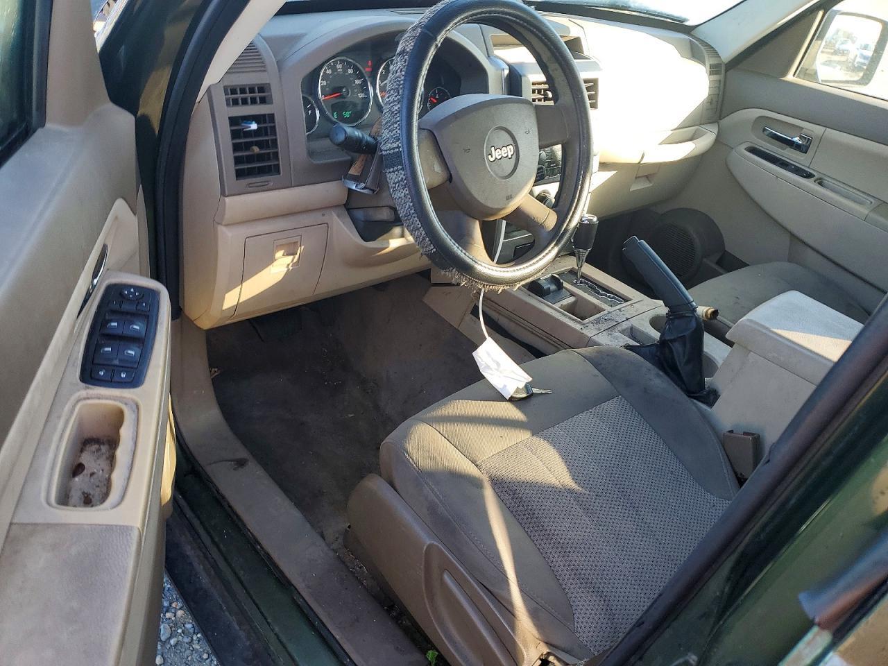 2009 JEEP Liberty