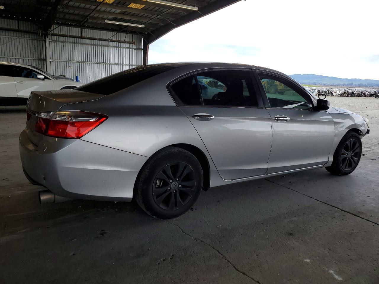 2015 HONDA ACCORD