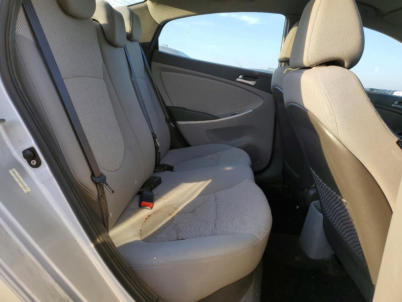 2012 HYUNDAI ACCENT