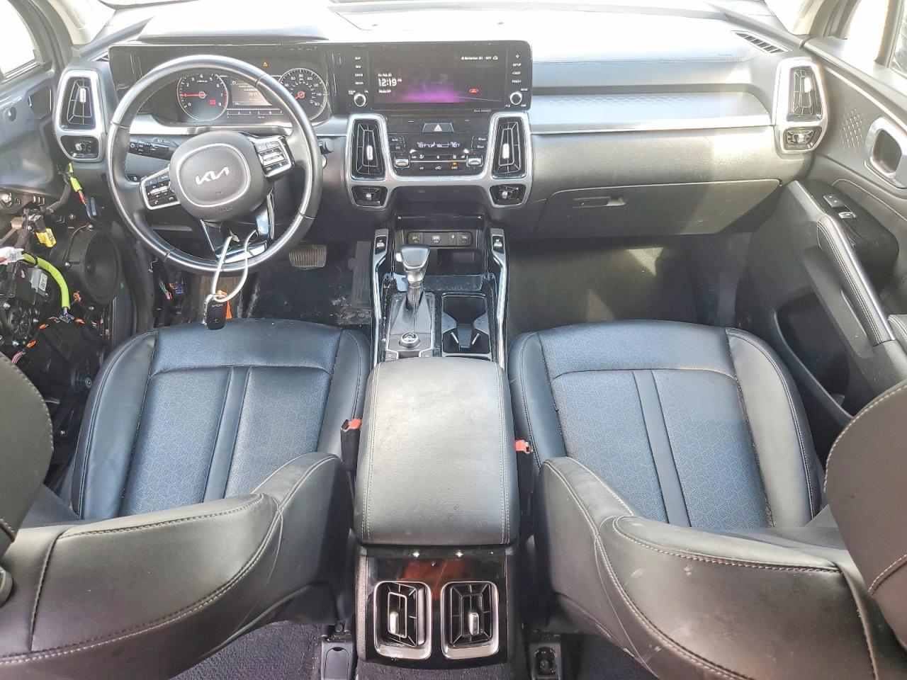 2022 KIA SORENTO
